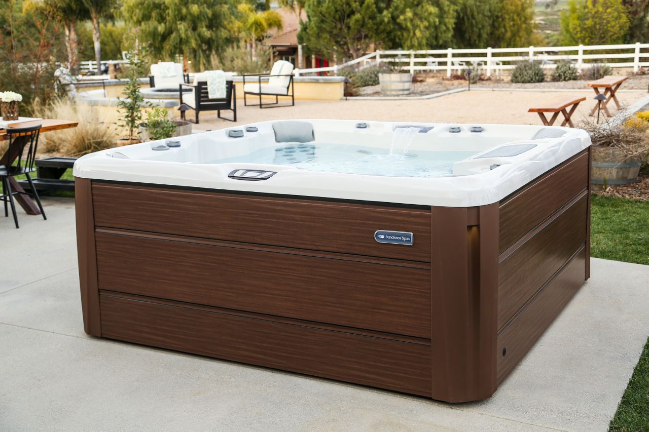 4 Top Reasons You Need a 6-Person Hot TubImage