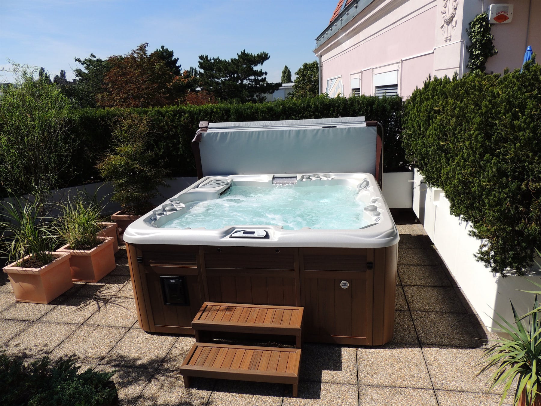 How To Plan a Staycation with Your Outdoor Hot TubImage